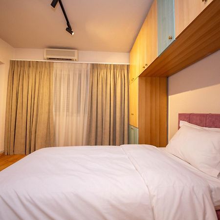 Blloku Unique Apartments 3 Tirana Eksteriør billede